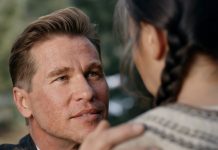 Val Kilmer, ator que morreu em 2025, é recriado por inteligência artificial em novo filme; veja trailer