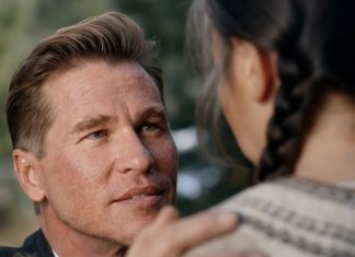 Val Kilmer, ator que morreu em 2025, é recriado por inteligência artificial em novo filme; veja trailer